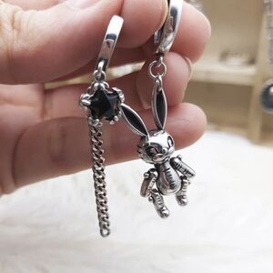 Asymmetric silver plated earrings